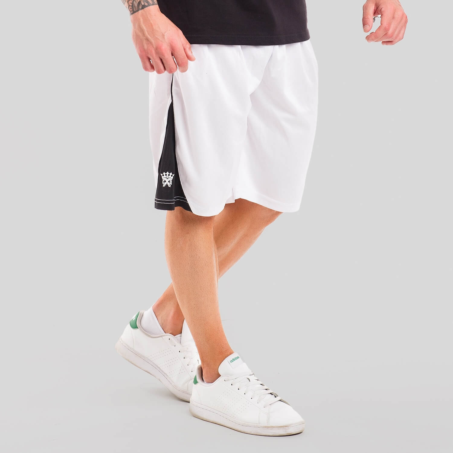 Mesh basketball shorts, white